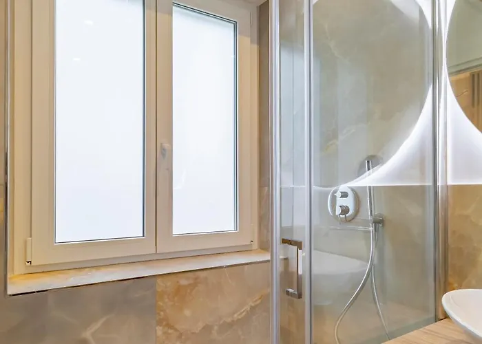 Cipro Vatican Luxury Escape Konukevi